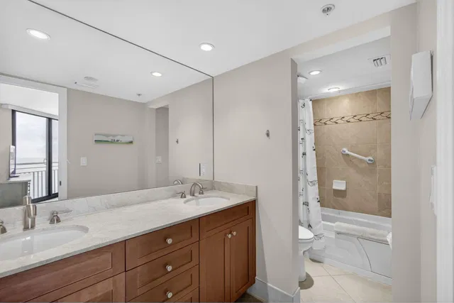 Singer Island Unit 37 H photo 27