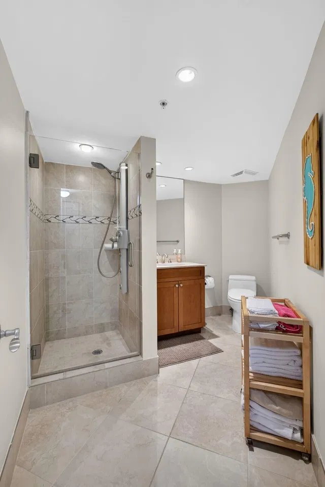 Singer Island Unit 37 H photo 32