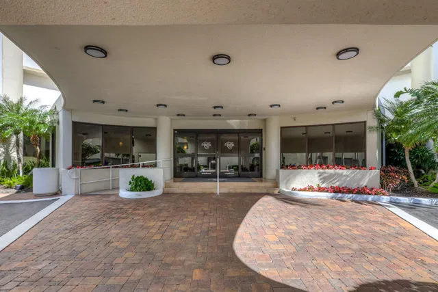 Singer Island Unit 37 H photo 44
