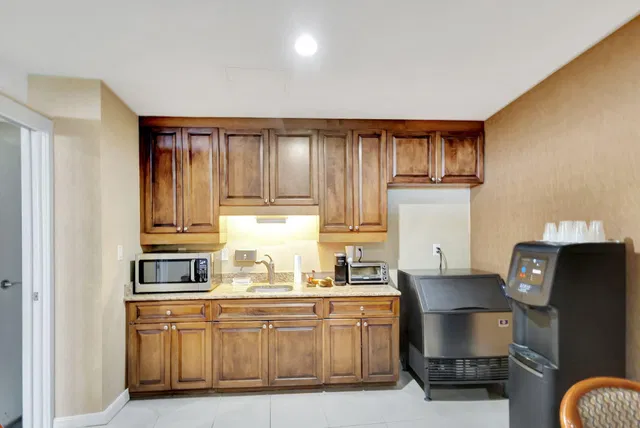 Singer Island Unit 37 H photo 54