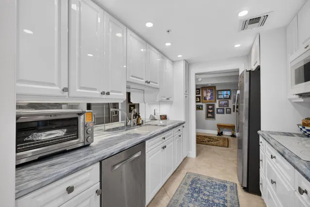 Singer Island Unit 3a photo 7