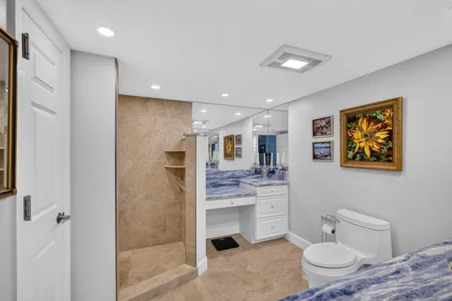 Singer Island Unit 3a photo 32