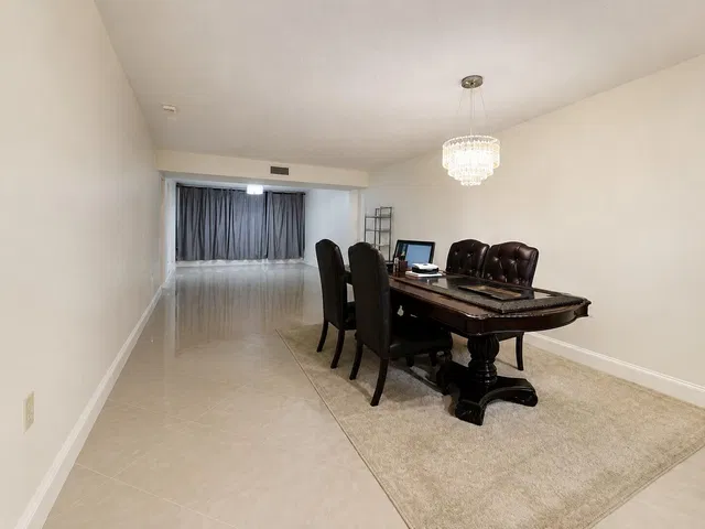 Unit 105 photo 4