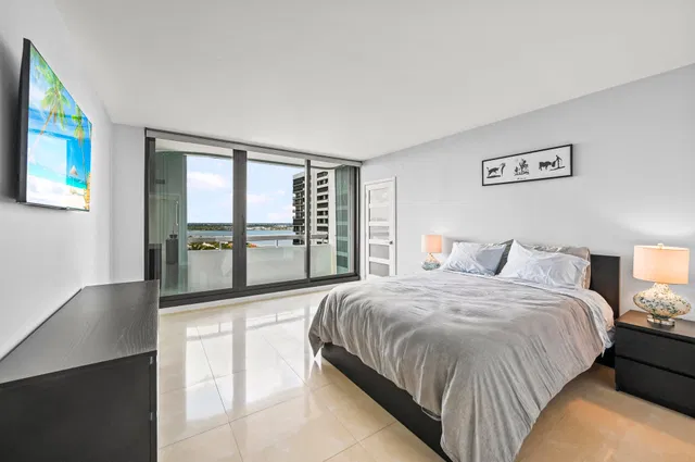 4000 N Ocean Singer Island Unit 2004 photo 32