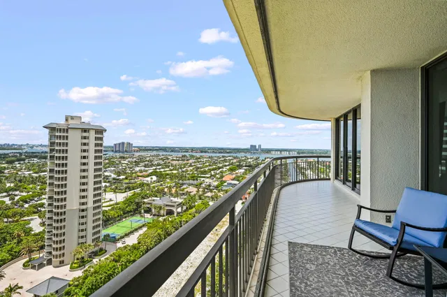 4000 N Ocean Singer Island Unit 2004 photo 36
