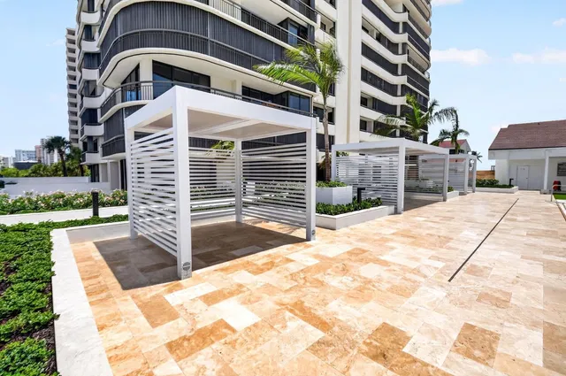 4000 N Ocean Singer Island Unit 2004 photo 58