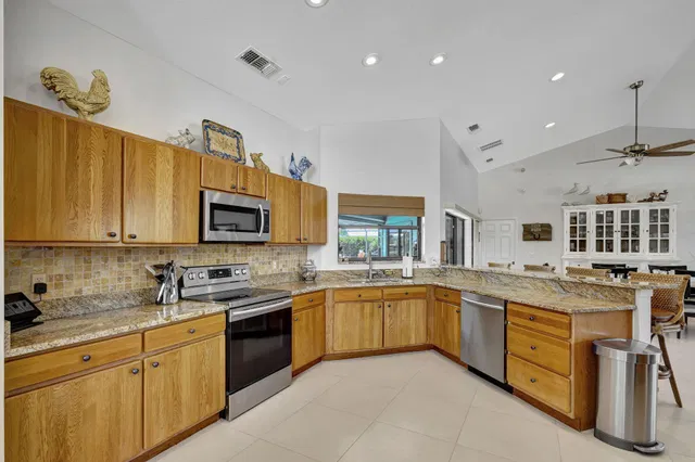 Residence photo 31