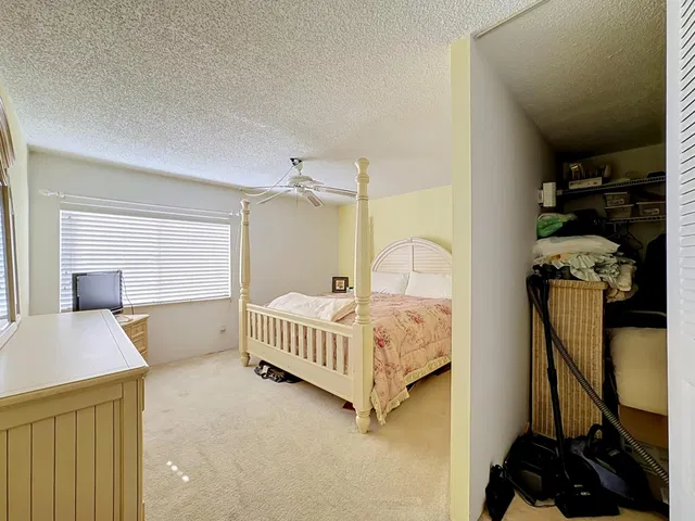  Unit K17 photo 25