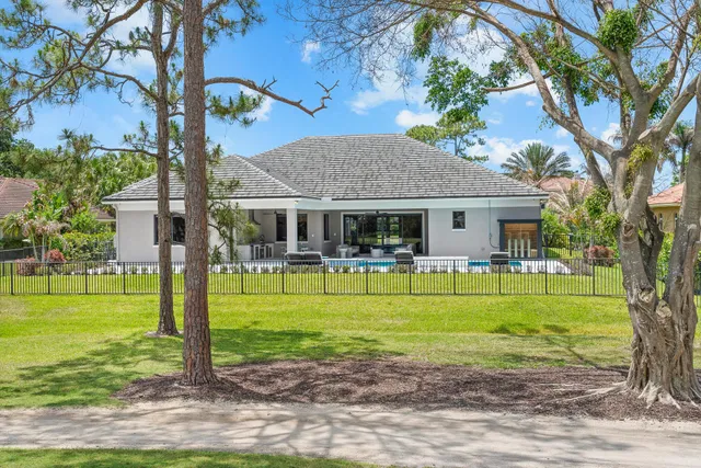 Residence photo 9