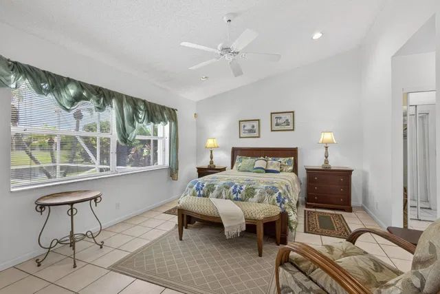  Residence photo 12