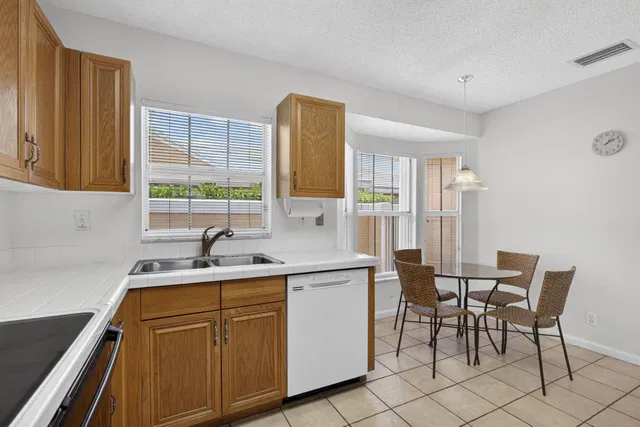  Residence photo 21