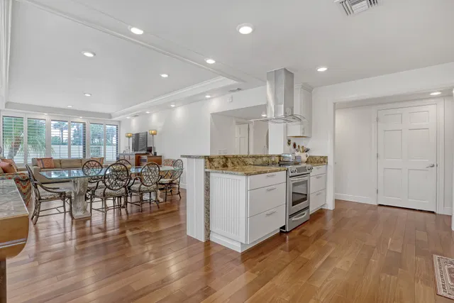 Singer Island Unit 101 photo 6