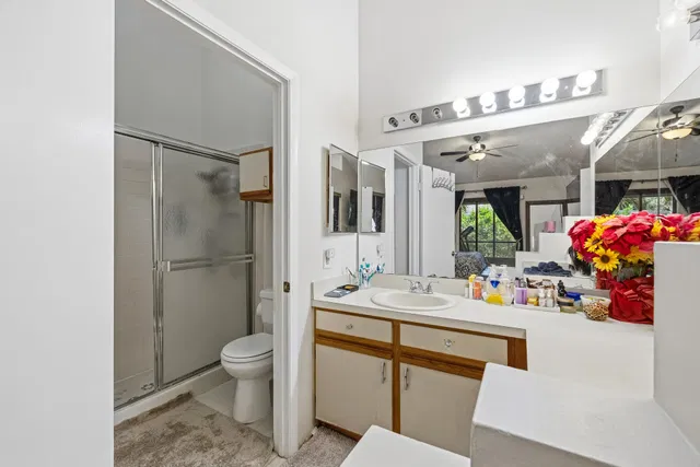 Residence photo 9