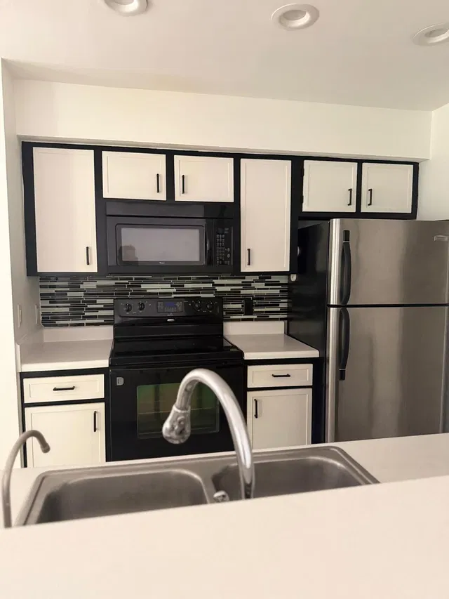  Unit 15-103 photo 11