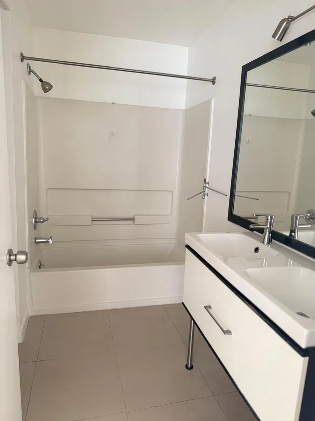  Unit 15-103 photo 17