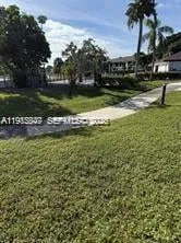 Unit 205 photo 3