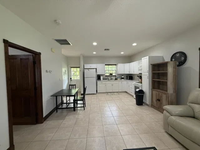 Residence photo 7