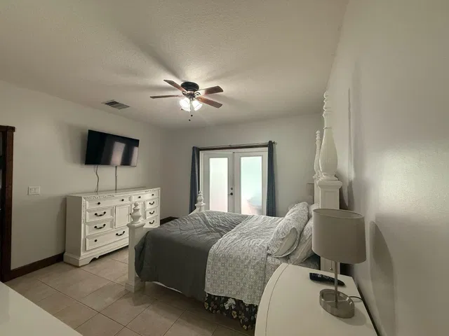 Residence photo 15
