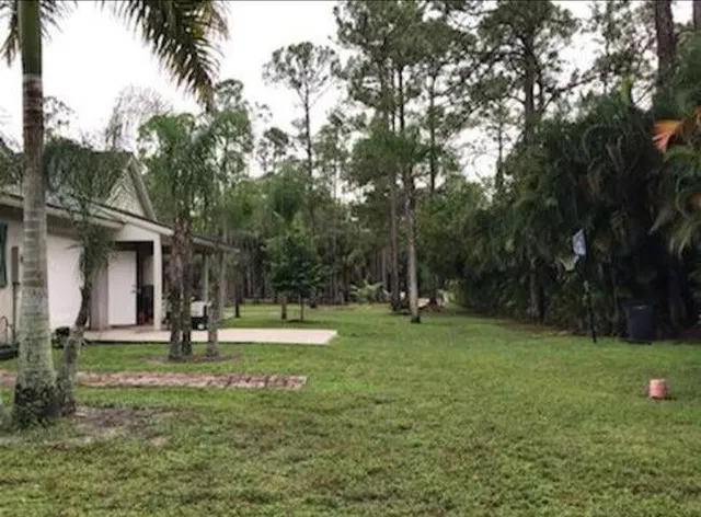 Residence photo 25