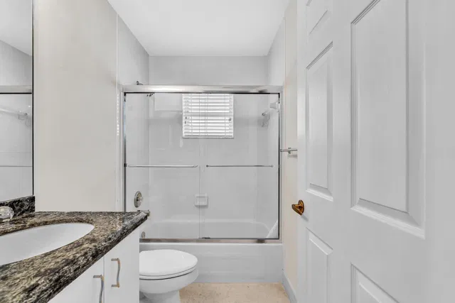 Residence photo 31