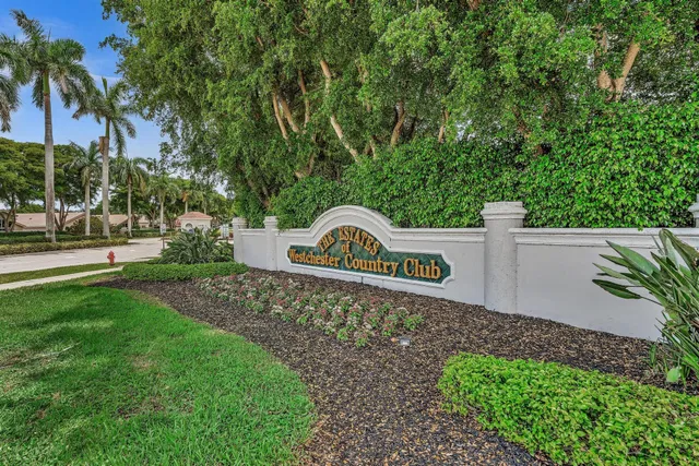 Residence photo 52