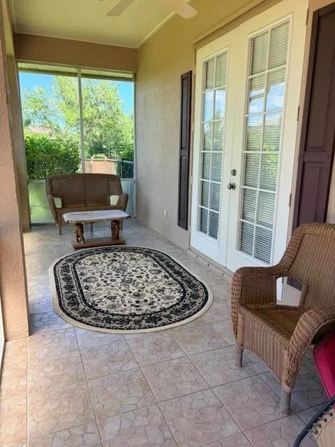 Residence photo 11