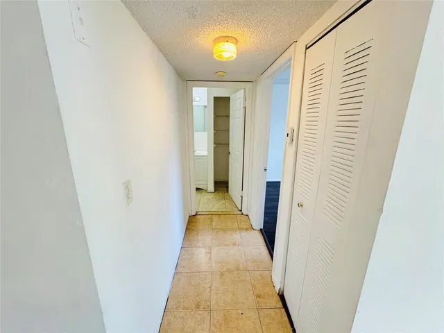 Unit 302 photo 6