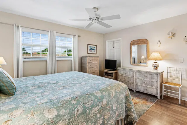 Unit 8-204 photo 16