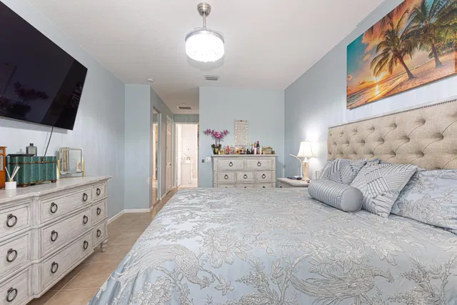  Residence photo 26
