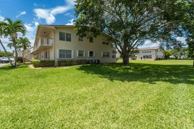 Residence photo 4