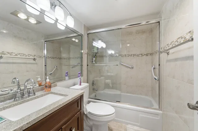 Residence photo 11