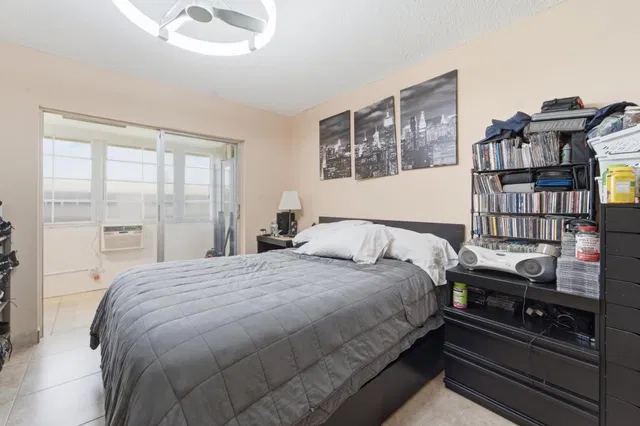 Residence photo 14