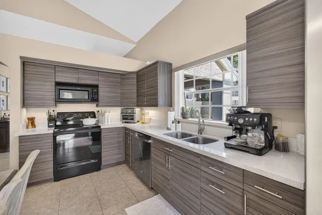 PGA National Palm Beach Gardens Residence photo 23