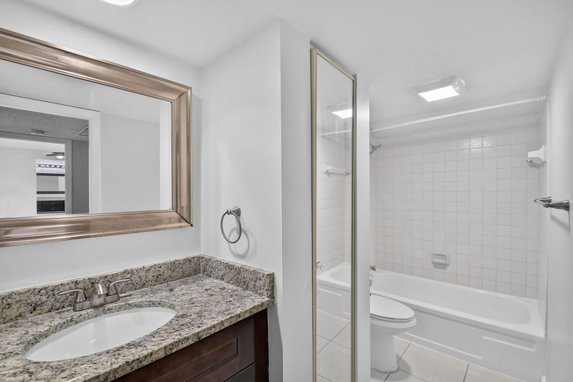 Residence photo 26