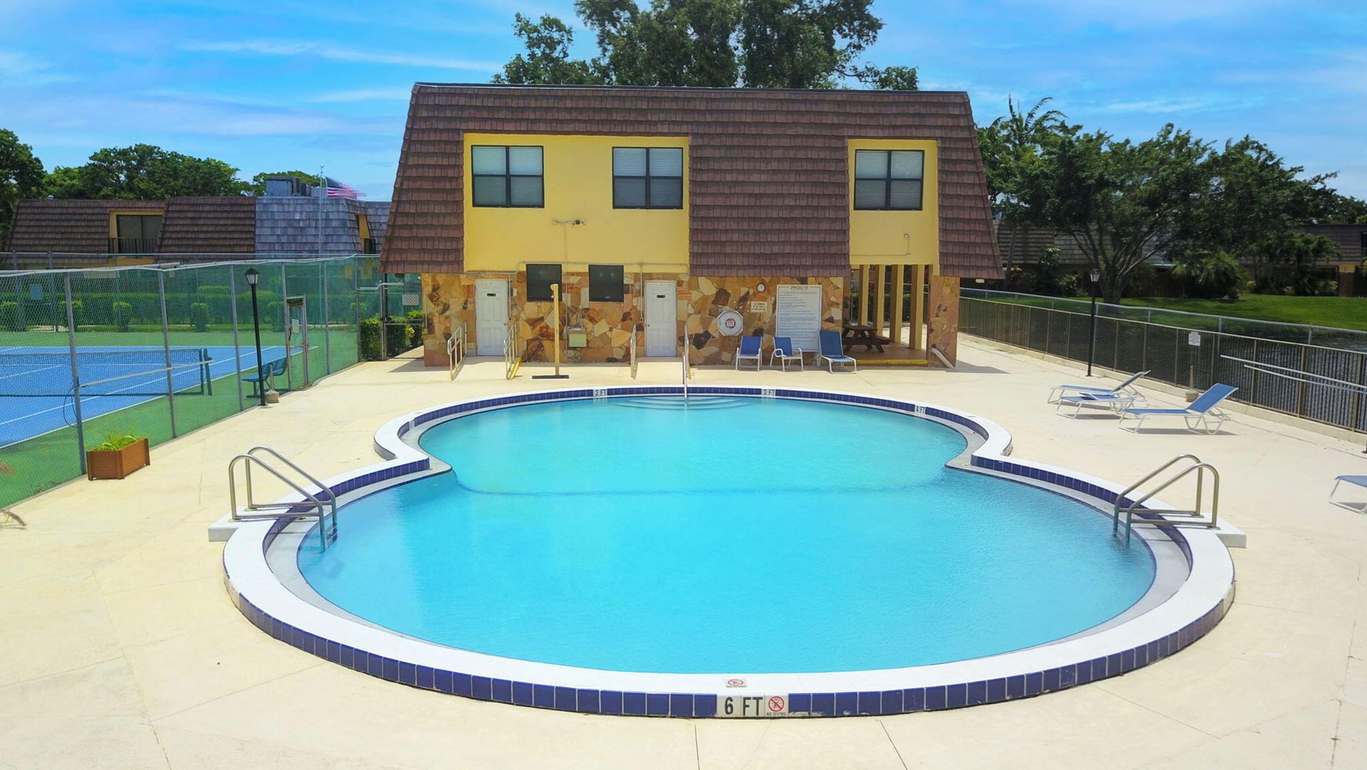 Residence photo 38