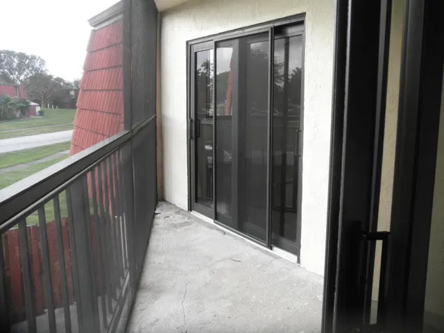 Residence photo 11