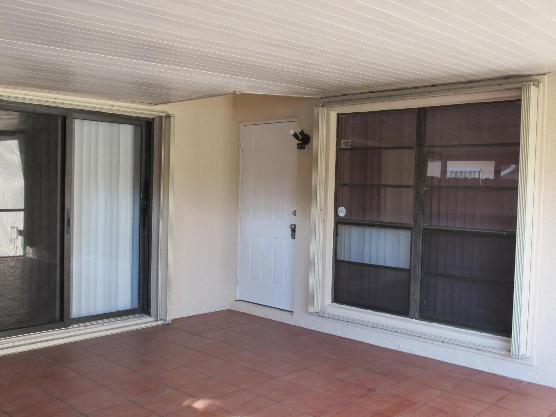 Residence photo 16