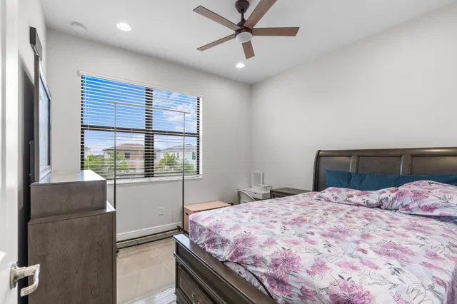 Residence photo 19