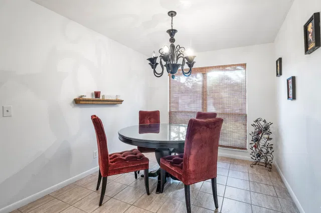 Eastpointe Country Club Residence photo 15