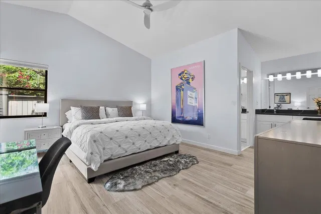 Residence photo 9
