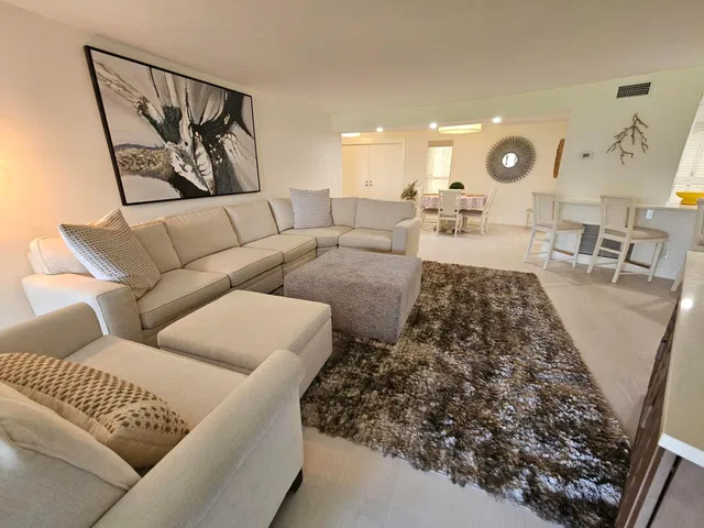  Unit 104 photo 5