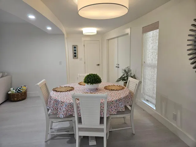  Unit 104 photo 10