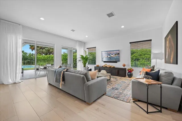 Shady Oaks Residence photo 8
