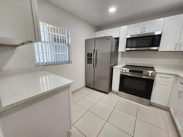 Unit 202 photo 6