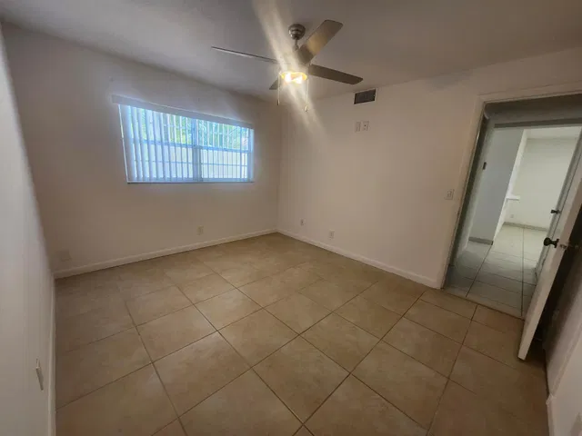 Unit 202 photo 15