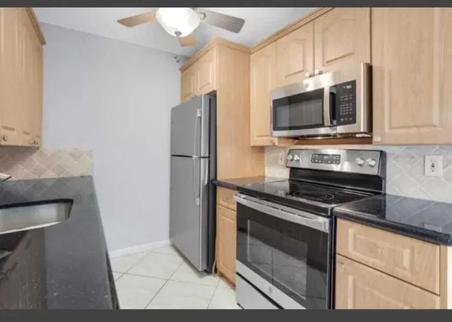 Residence photo 6