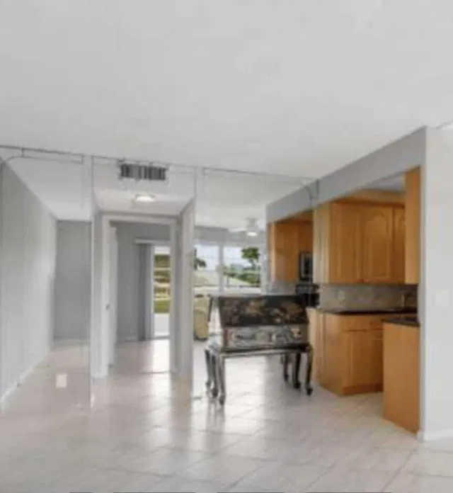 Residence photo 7