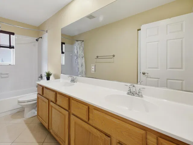  Residence photo 19