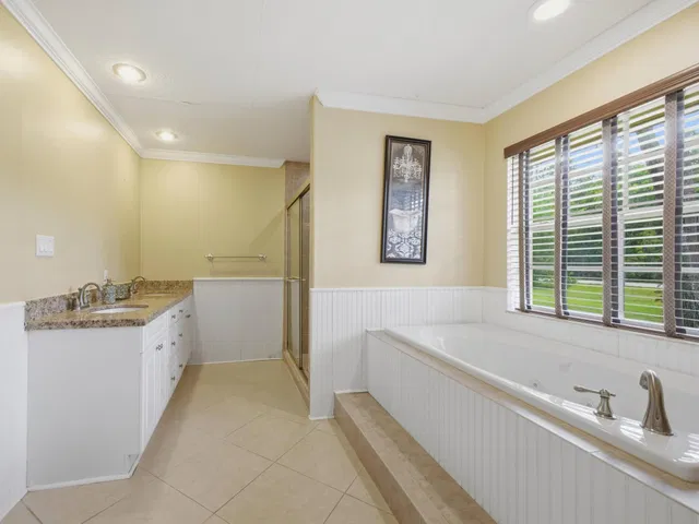  Residence photo 26