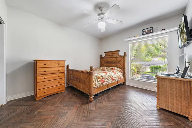 Residence photo 29